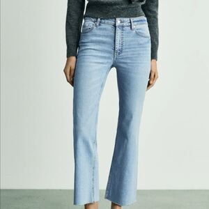 Mango MNG Sienna Flared Cropped High Rise Raw Hem Jeans 14